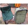 Image 2 : Tarp misc chair luggage