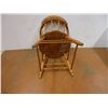 Image 4 : *Vintage Wooden Chair