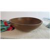 Image 4 : Wooden Bowl - Glass Cake Stand? - Scarves