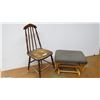 Image 1 : *Vintage Chair (cracked) - Foot Stool