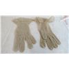 Image 3 : Vintage Ladies Gloves & Garter Belt