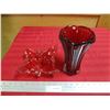 Image 1 : Red vase + art glass ashtray