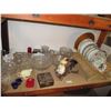 Image 1 : Miscellaneous lot - clear glass bowls, collectors plates, ornament, box