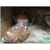 Image 3 : Clear glass bowls, teapot, misc glasses