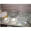 Image 2 : Clear glass serving plates + Pyrex bowls + glassware on shelf