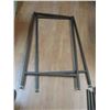Image 2 : Metal clothing stand - 26 x 48 tall