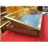 Image 2 : Wooden showcase glass top - 38x42