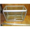 Image 1 : 24x12x18 display cabinet - 2 glass shelves