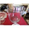 Image 5 : Clear Glass Lot - Candlewick Plate Set + misc glass