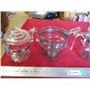 Image 2 : Pyrex coffee pots + clear basket