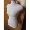 Image 2 : Female mannequin - 27" tall