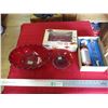 Image 1 : (2) Colored dishes + cookie press