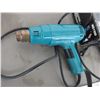 Image 2 : Makita heat gun working