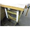 Image 5 : Small workbench with vise (73x32x41) on casters, with extension cord