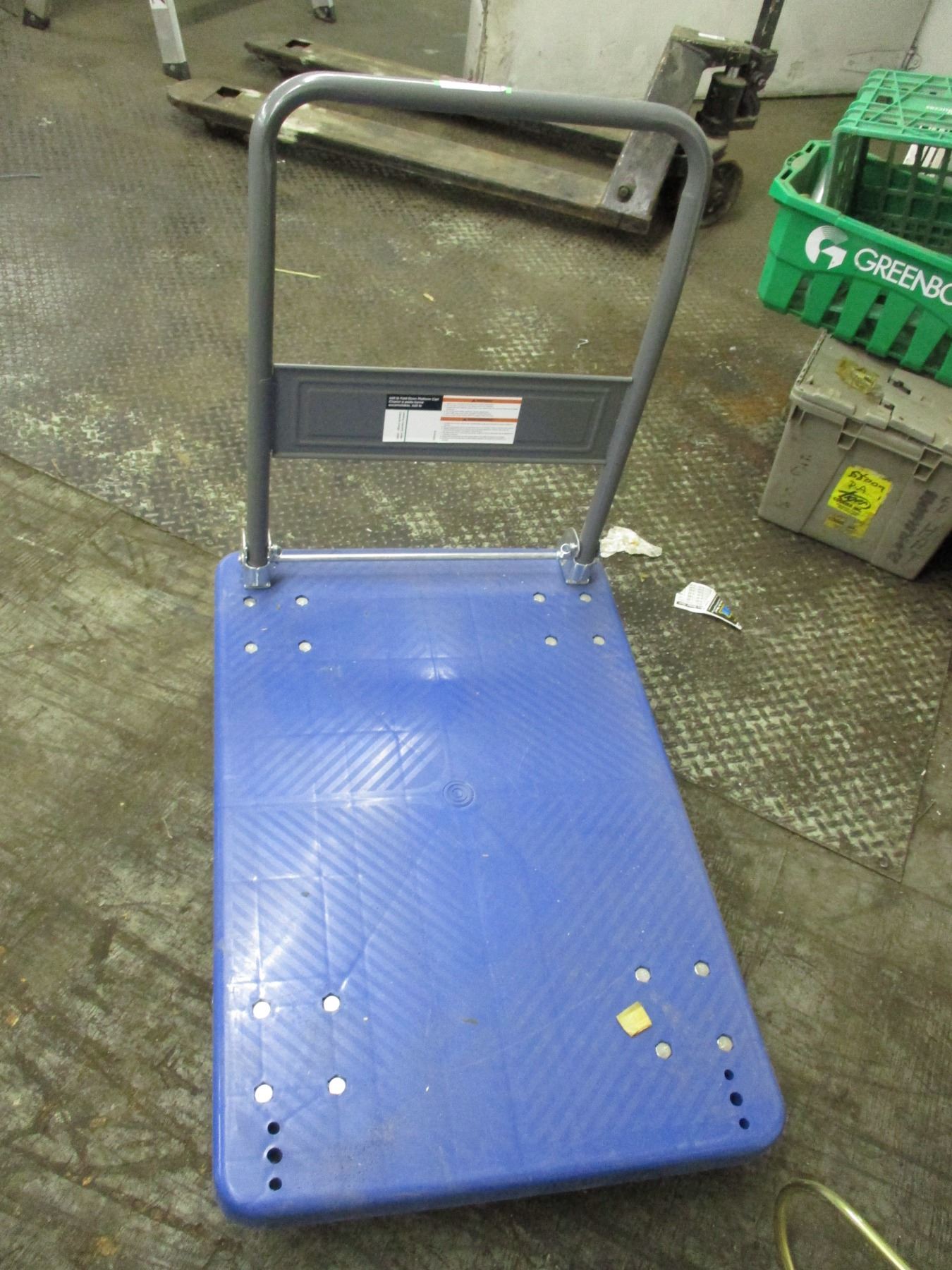 4 wheel Fold Down Platform Cart 660lb Bodnarus Auctioneering 4-wheel-fold-down-platform-cart-660lb-bodnarus-auctioneering