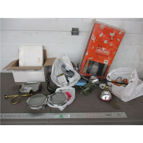 Electrical outlets, speakers, lights