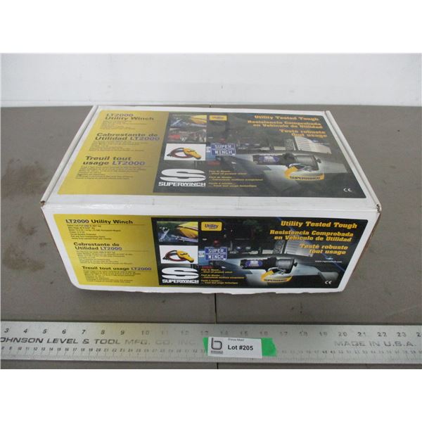 Superwinch LT2000 utility winch (new)