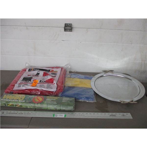 2 blankets, 6x8ft tarp, dandelion bar