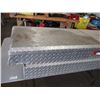 Image 2 : Delta (no key) truck storage box - 68" long