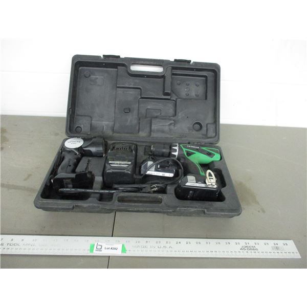 Hitachi 18V hammer drill 2 batteries, charger, flashlight, in case