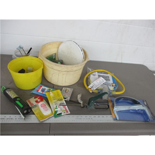 battery carrier, short cord, glue, light