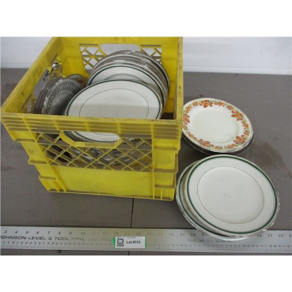 Vintage dinner plates