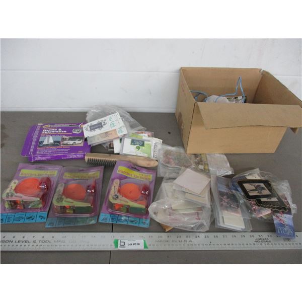 (3) 1" x 15 ft ratchet tie downs, wine bottle labels