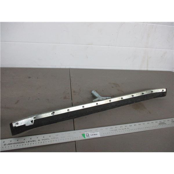 Floor squeegee end 35.5" wide