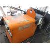 Image 9 : Ackland 200Amp Welder arc with trailer (working) with lots of cable + mounted vise