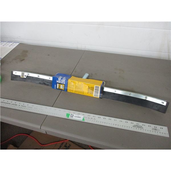 New powerfist 36" floor squeegee