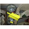 Image 3 : Nails, screws, bolts, washers