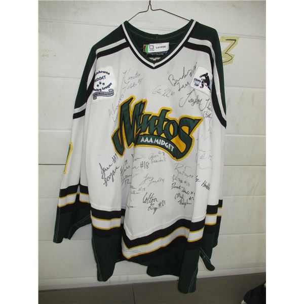 Size 54 Minto's - autographed hockey jersey