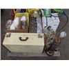 Image 3 : Pallet with Jars, Chandelier with prism, luggage