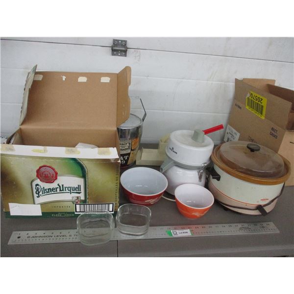 Juice king, pyrex bowls, glassware, misc