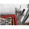 Image 5 : Plastic containers, paint brushes, cutlery, misc