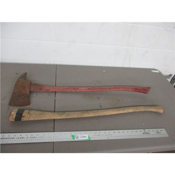 Fireman's axe + extra handle