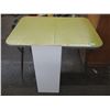 Image 1 : vintage yellow arborite table - 42x30