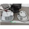 Image 3 : Roasters, serving trays, misc