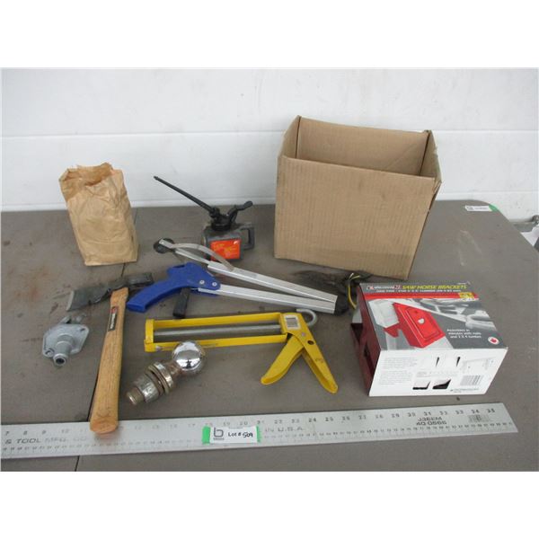 Sawhorse brackets, oiler, 2 5/16 ball + misc