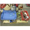 Image 1 : Pallet of scrap iron, cords, hand tools, air tools