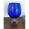 Image 7 : Blue Glass Cat A
