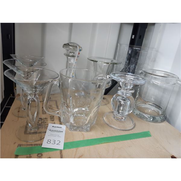 Assortment of Glassware Cat A