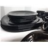 Image 12 : Black Dishes from France & More Cat B