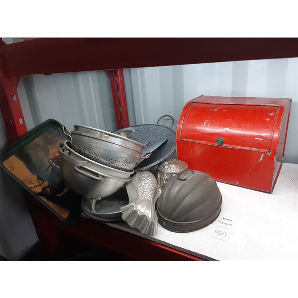 Vintage Kitchenware Cat B