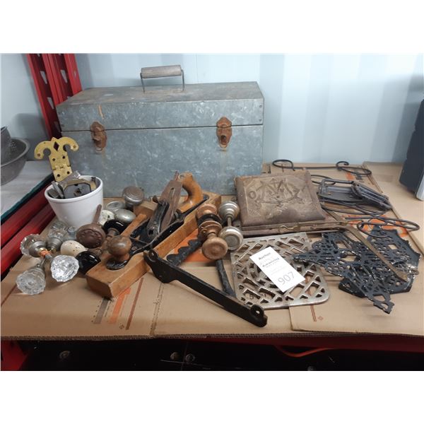 Antique Harware Cat B