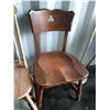 Image 13 : Franklin Nursing Chair & More Cat C