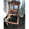 Image 2 : Franklin Nursing Chair & More Cat C