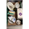 Image 2 : 2 TRAYS OF CHINA AND GLASS DECOR