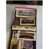 Image 2 : TRAY OF BACHMANN AND LIFE LIKE MODEL TRAIN CARS