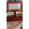 Image 2 : VINTAGE JEWLERY CASE WITH JEWLERY CONTENTS